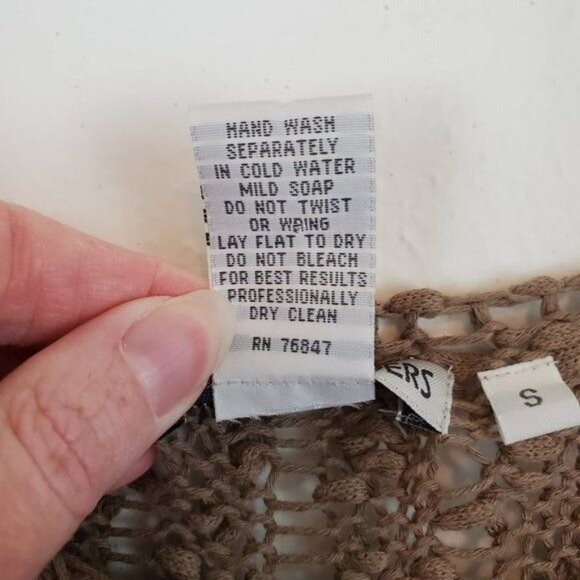 Nomadic Traders open knit crop sleeved top - Picture 4 of 8